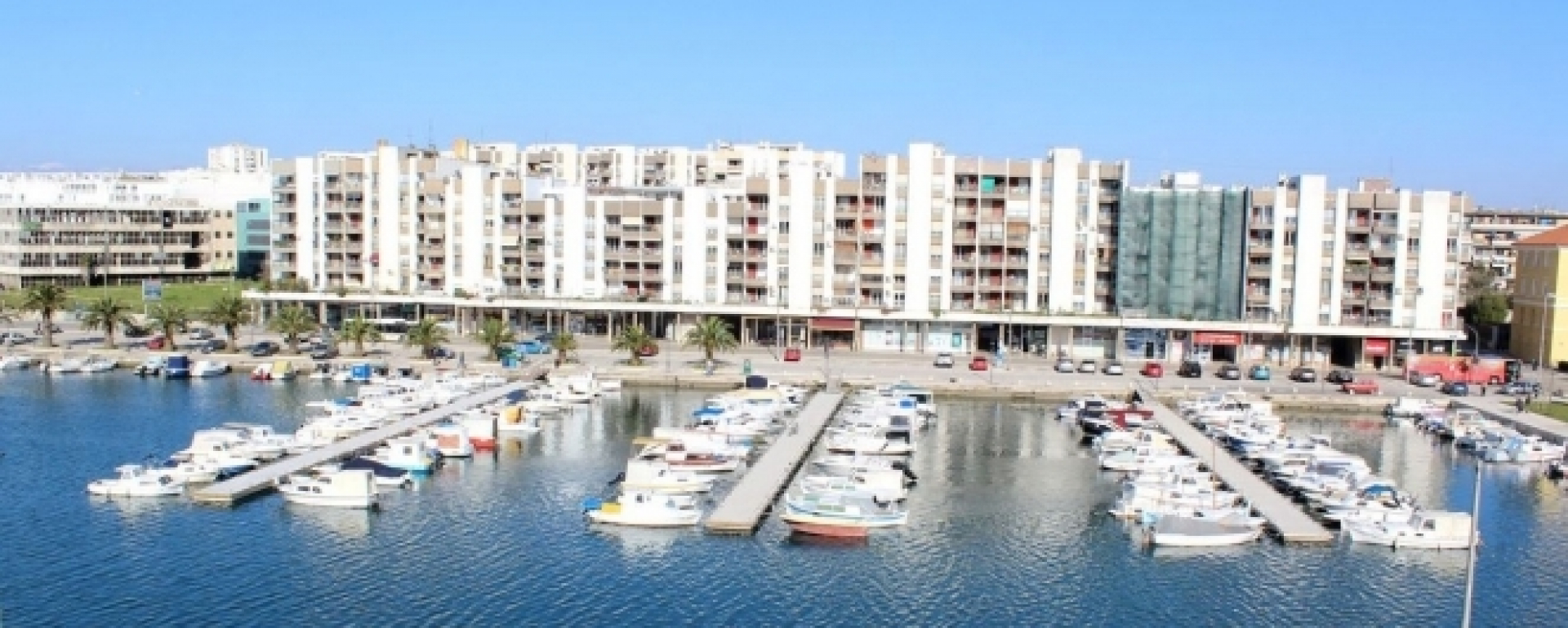  ZAPOČELI RADOVI SANACIJE DIJELA OBALE - LUKA JAZINE, ZADAR
